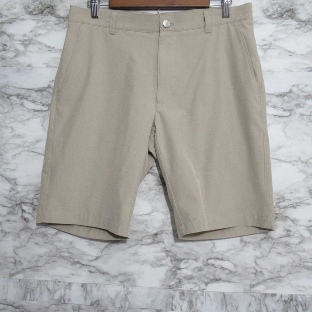 Peter Millar Shackleford Performance Hybrid Shorts Size 32 Khaki